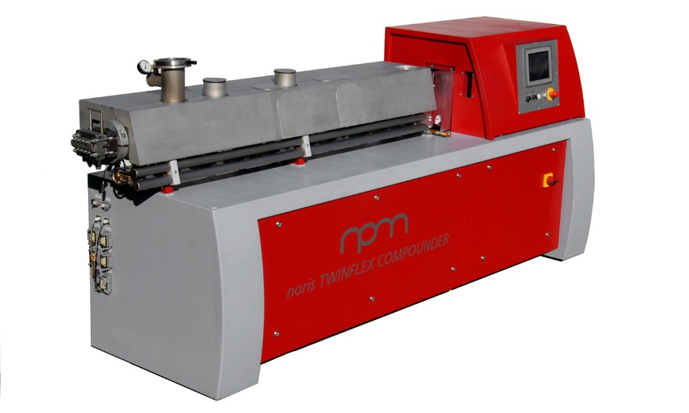 patentierten Twinflex‑Compounder Noris Plastic